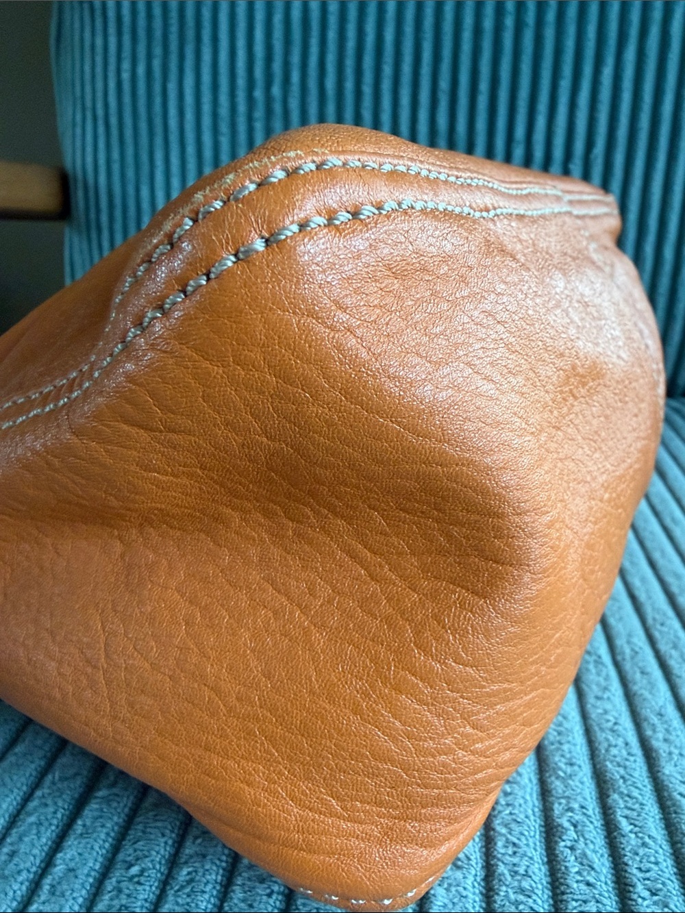 Fendi Mamma Baguette Leather Shoulder Bag - Orange w/ Fendi Selleria Long Wallet - Picture 4 of 15